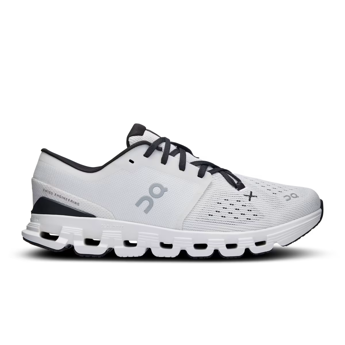 On Cloud x 4 sneakers White