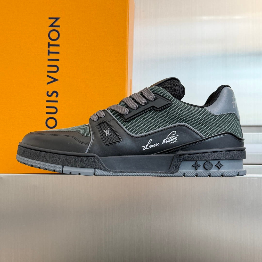 LV Trainer sneakers Black Olive