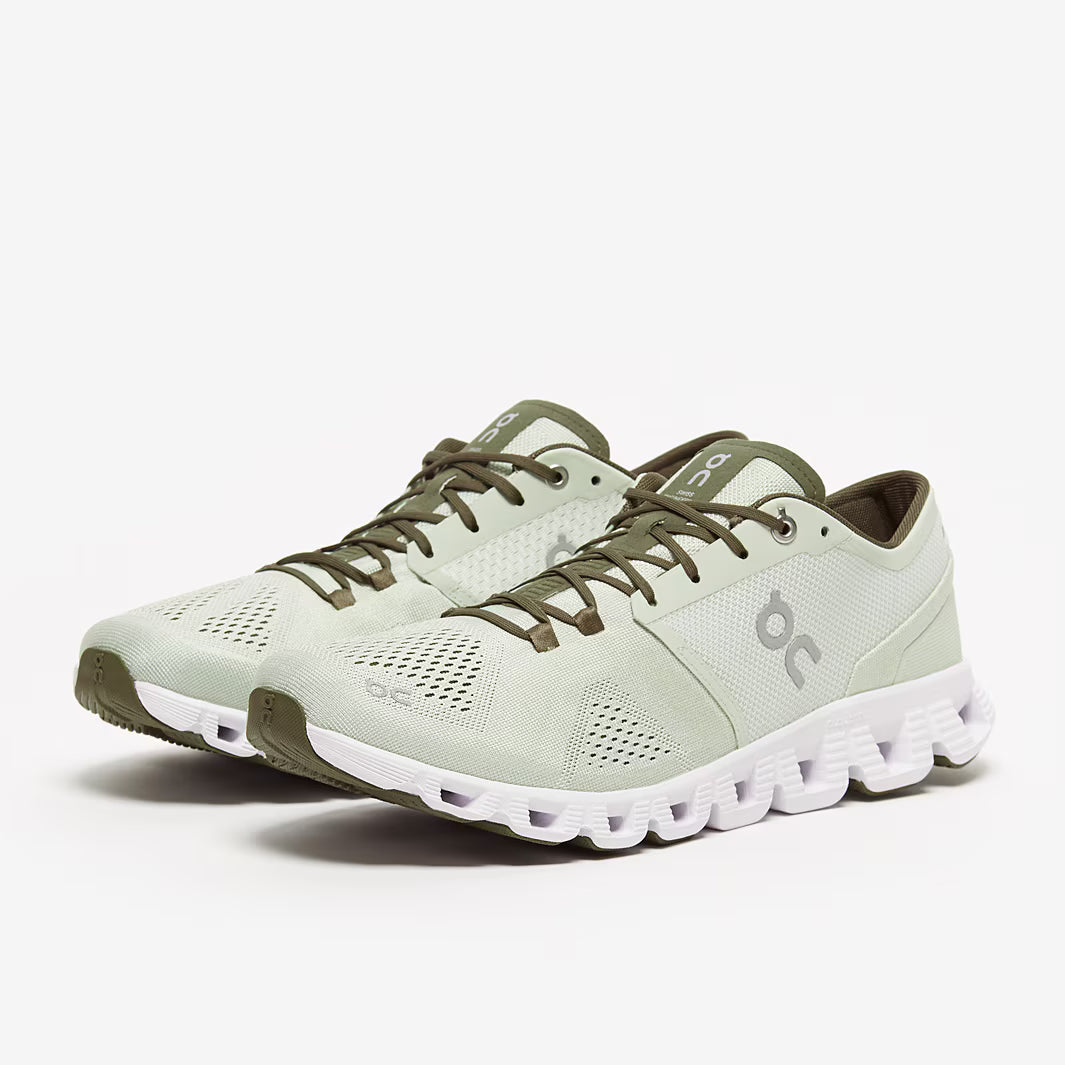 On Cloud X Aloe/White