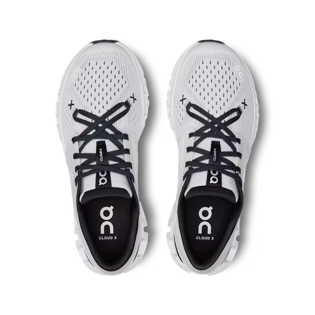 On Cloud x 4 sneakers White