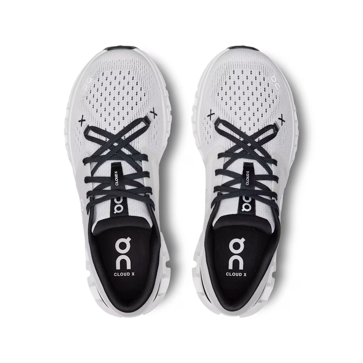 On Cloud x 4 sneakers White