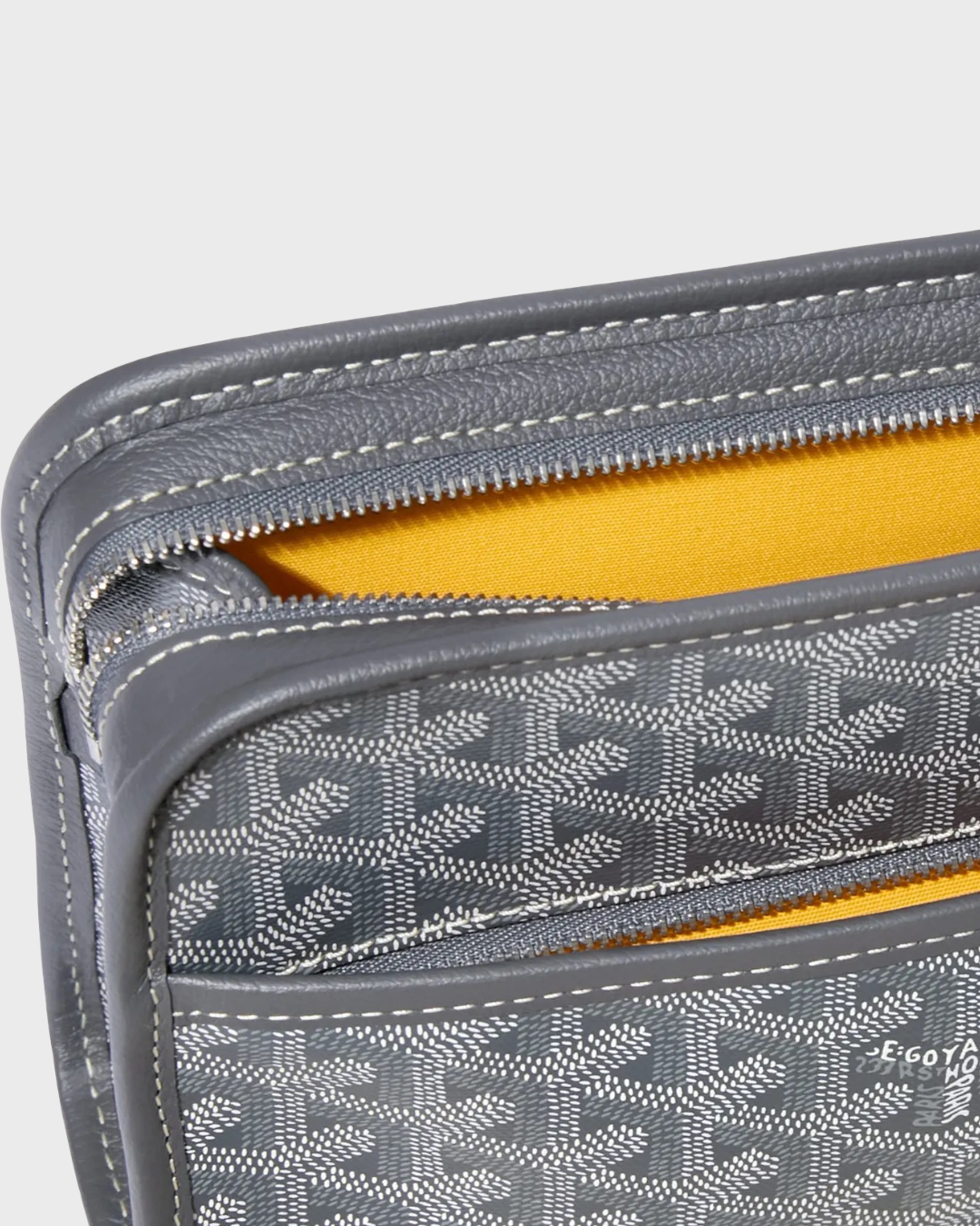 Goyard Jouvence Toiletry Pouch '' Grey ''