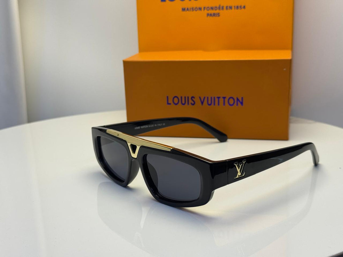 Louis Vuitton Glasses | 1.1 Evidence