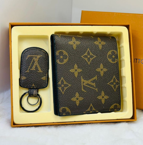 Louis Vuitton Wallet | Gift Set