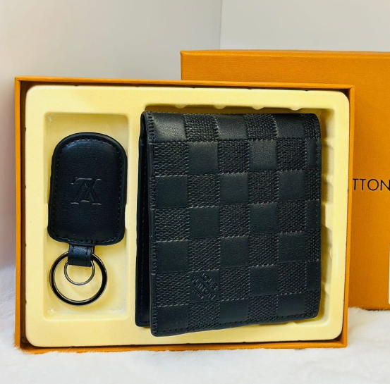 Louis Vuitton Wallet | Gift Set