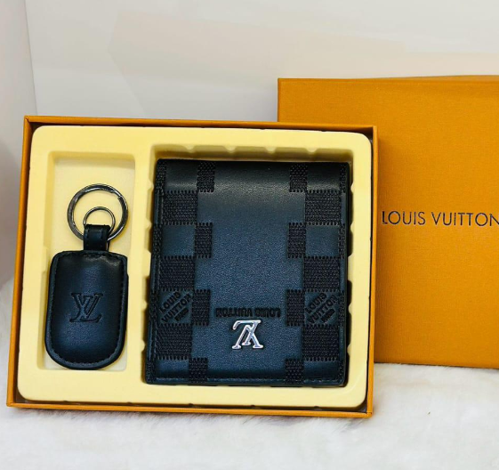 Louis Vuitton Wallet | Gift Set