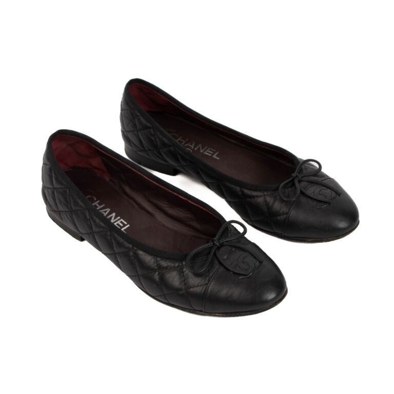 Chanel Women's Loafers | Black Quilted Lambskin