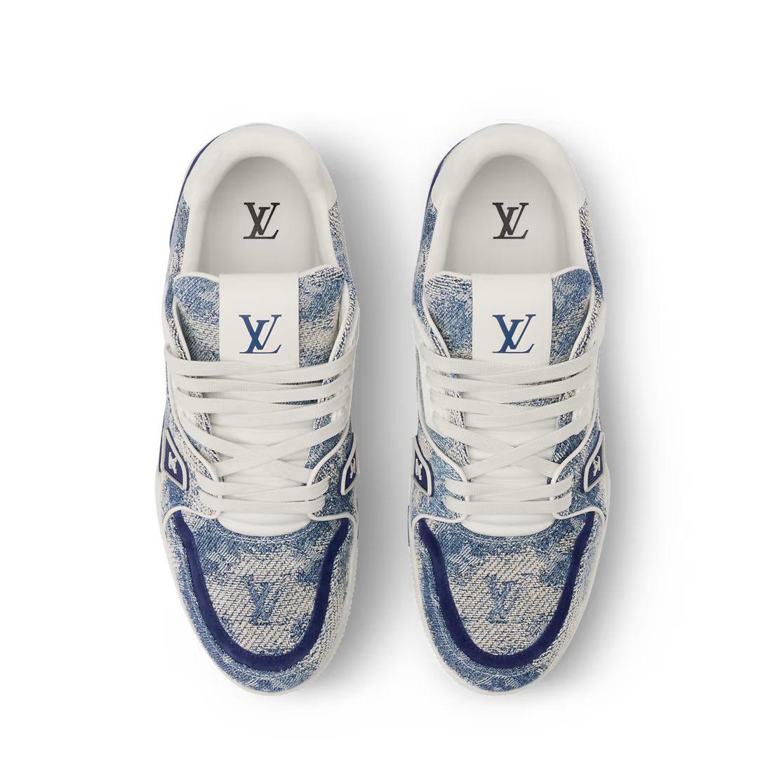 LV Trainer Sneaker Sky